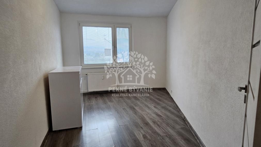 PREDAJ: 4i kompletne zrekonštruovaný byt 78m2 Brezno Mazorníkovo