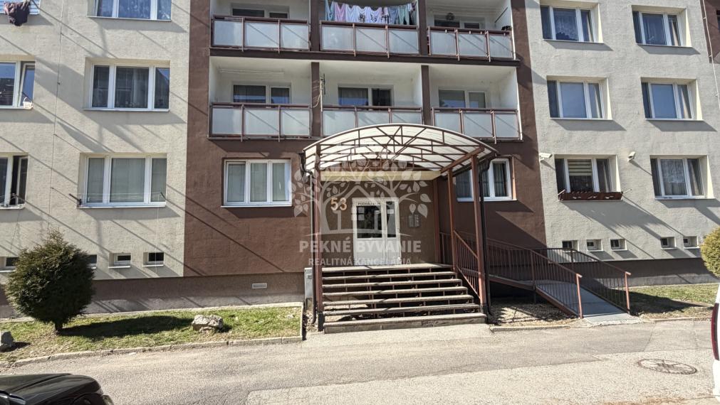 Exkluzívna ponuka bytu v Banskej Bystrici, Podháj