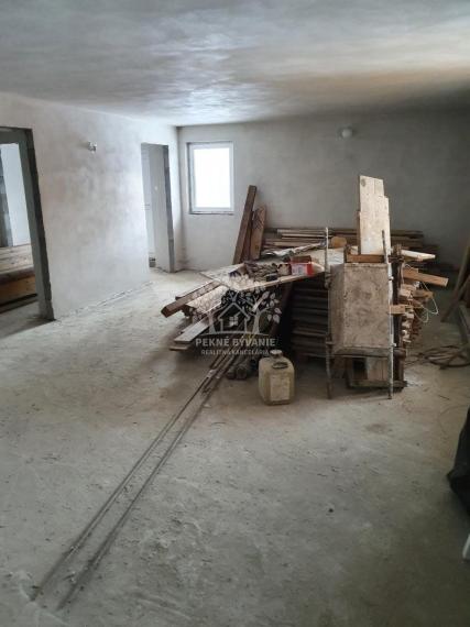 INVESTIČNÁ PRÍLEŽITOSŤ Rodinný dom, vila obec Pohorelá