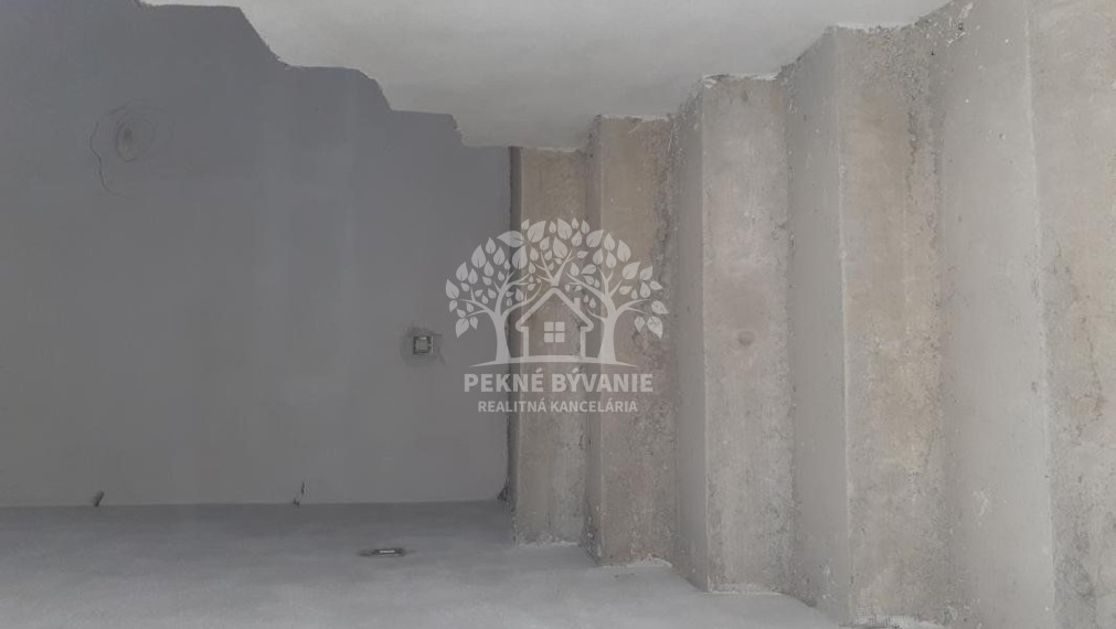 INVESTIČNÁ PRÍLEŽITOSŤ Rodinný dom, vila obec Pohorelá