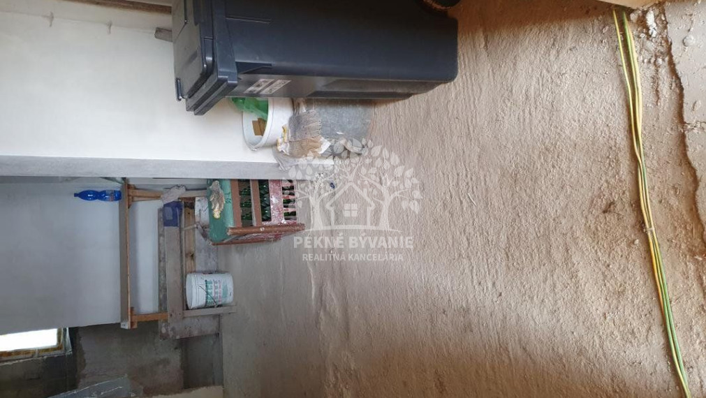 INVESTIČNÁ PRÍLEŽITOSŤ Rodinný dom, vila obec Pohorelá