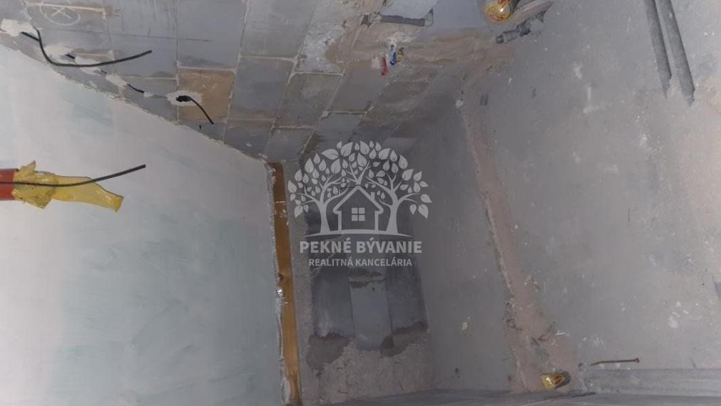 INVESTIČNÁ PRÍLEŽITOSŤ Rodinný dom, vila obec Pohorelá