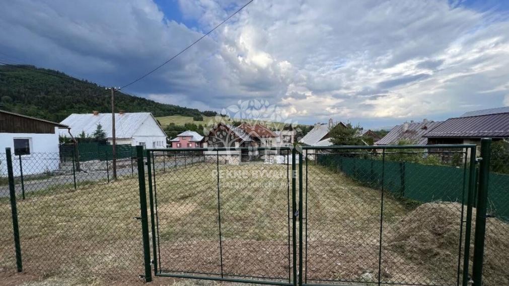 Ponúkame prenájom pekného slnečného pozemku v obci Bacúch