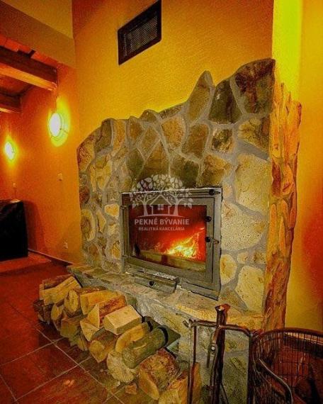 NA PREDAJ: Drevenička v Závadke nad Hronom