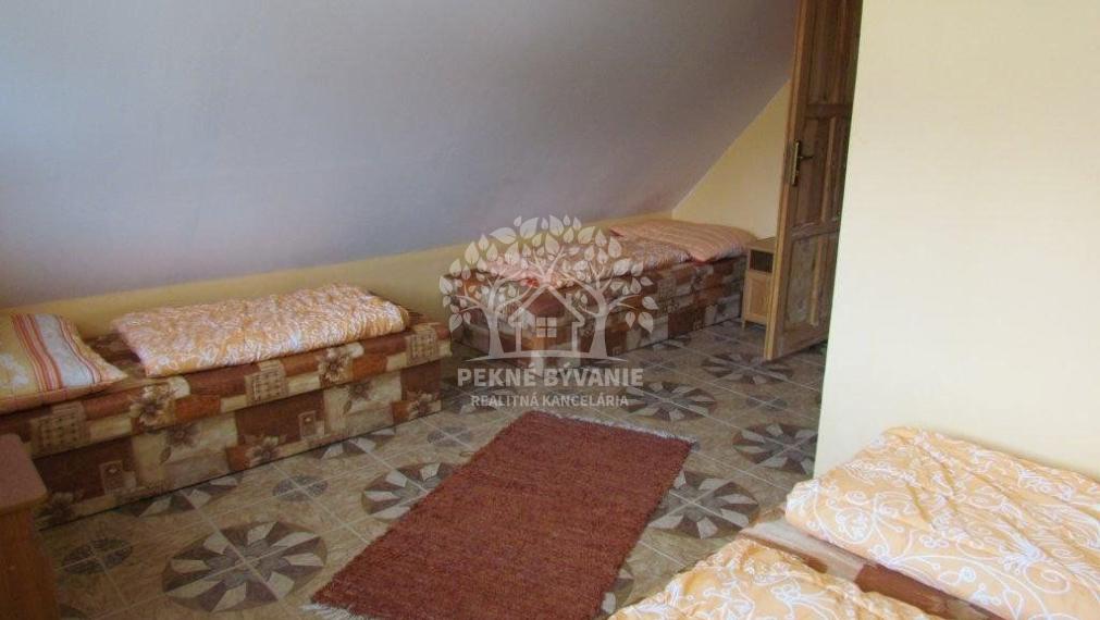 NA PREDAJ: Drevenička v Závadke nad Hronom