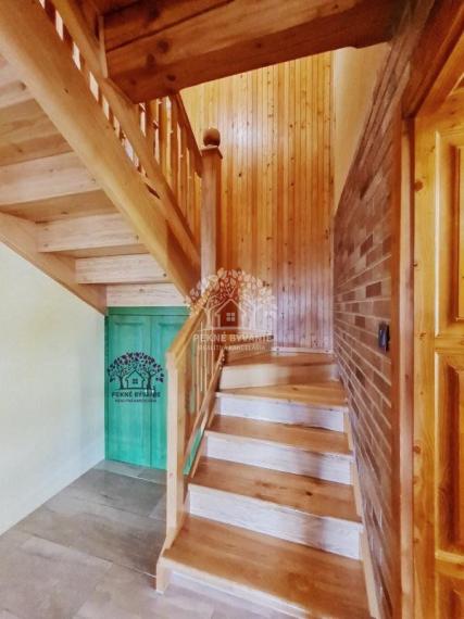 Predaj:  5i dom s bazénom, záhr.domčekmi