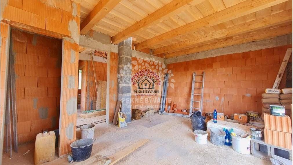 PREDAJ: 5i novostavba apartmánového domu v Dolnej Lehote (pár min.od Krpáčova)