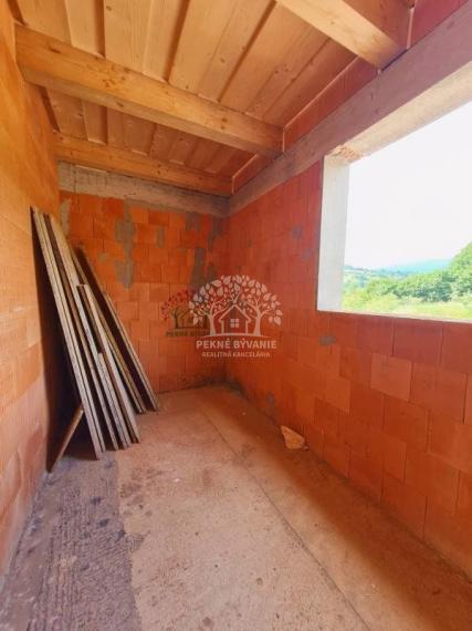 PREDAJ: 5i novostavba apartmánového domu v Dolnej Lehote (pár min.od Krpáčova)