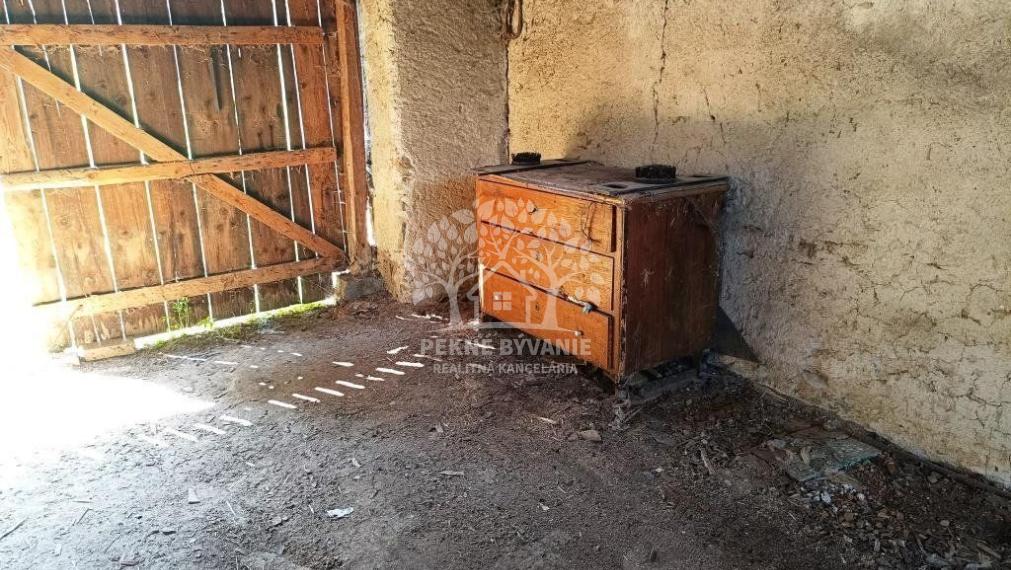 Malebný Rodinný dom v pokojnej obci Klenovec