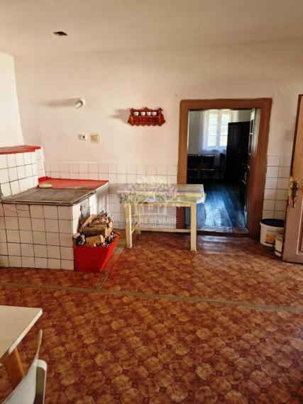 Malebný Rodinný dom v pokojnej obci Klenovec