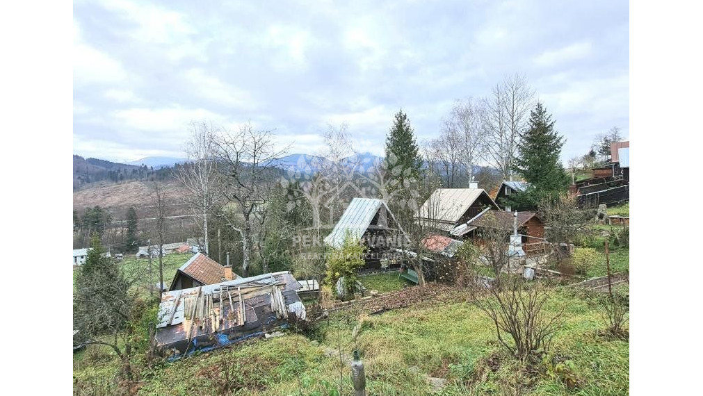 AKTUALIZOVANÁ CENA!! MUROVANÁ ZÁHRADNÁ CHATKA 3 IZBY PLUS KUCHYŇA REKONŠTRUOVANÁ ÚŽASNÉ VÝHĽADY, SLNEČNÁ ČASŤ-PADLIČKOVO-10 MINÚT OD MÝTA POD ĎUMBIEROM,POZEMOK 382 M2 ASF.PRÍST.CESTOU