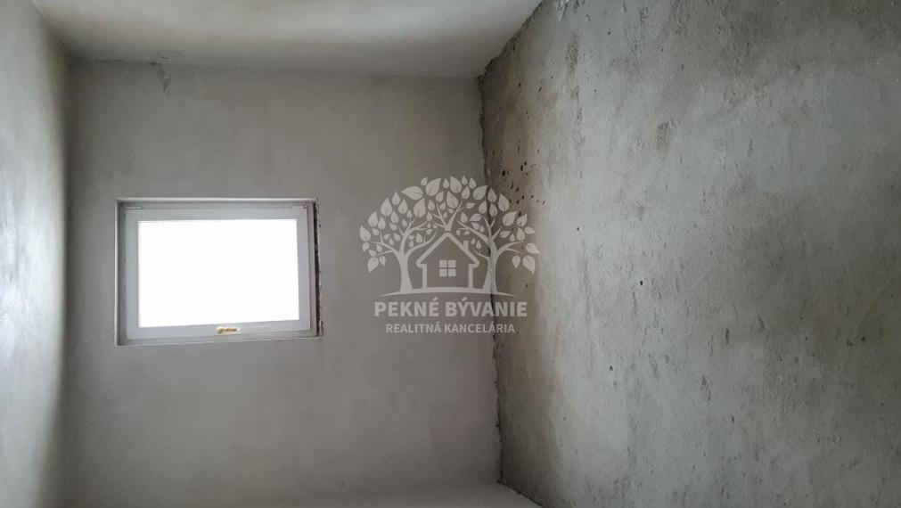 INVESTIČNÁ PRÍLEŽITOSŤ Rodinný dom, vila obec Pohorelá