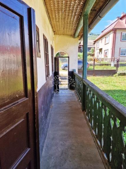 Malebný Rodinný dom v pokojnej obci Klenovec