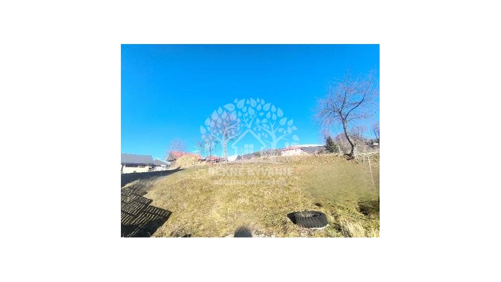 SLNEČNÝ POZEMOK POD KRÁĽOVOU HOĽOU NA STAVBU CHATY ROD.DOMU INTRAVILÁN V TOP LOKALITE ŠUMIAC HOREHRONIE