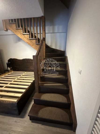 Ihneď obývateľný kúpou voľný  dom v Pohronskej Polhore