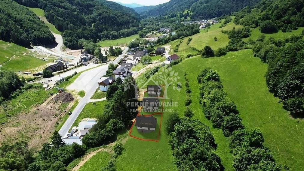 STAVEBNÝ POZEMOK SO STAVEBNÝM POVOLENÍM 555 M2 + Video