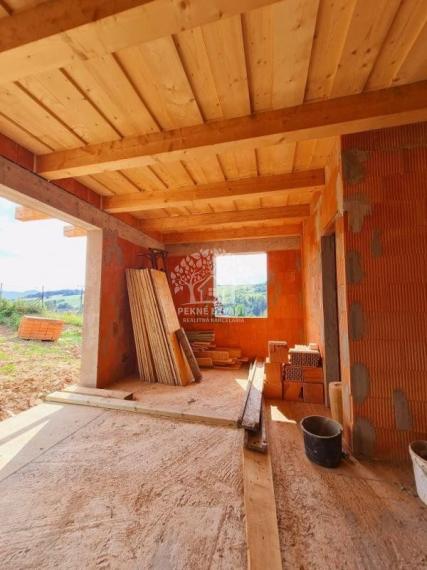 PREDAJ: 5i novostavba apartmánového domu v Dolnej Lehote (pár min.od Krpáčova)