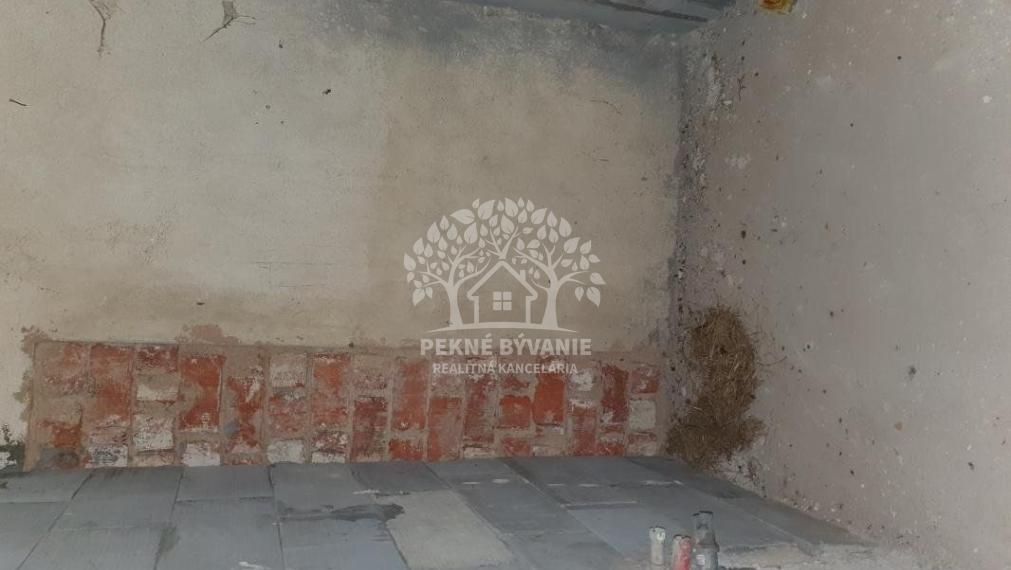 INVESTIČNÁ PRÍLEŽITOSŤ Rodinný dom, vila obec Pohorelá