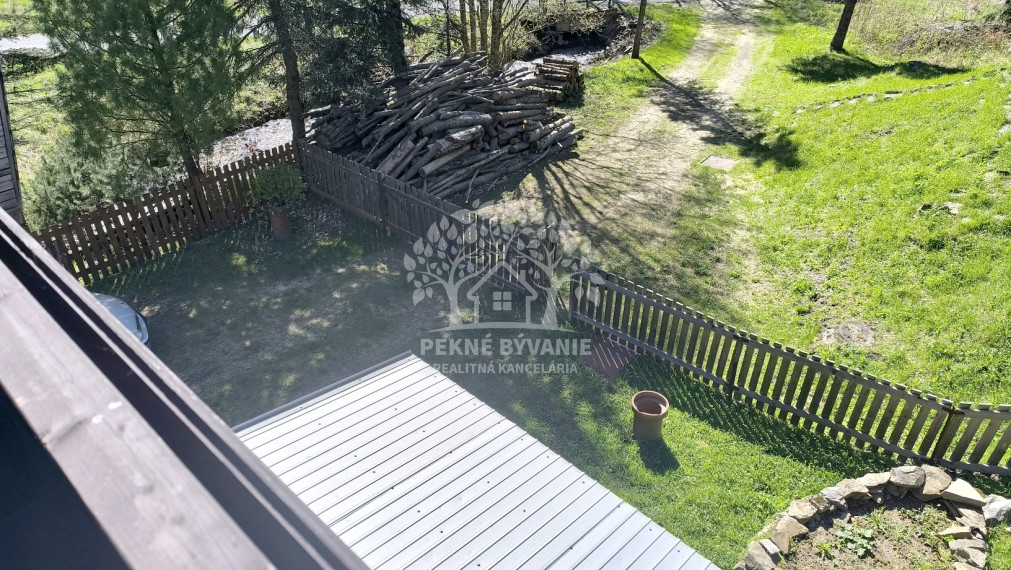 ROZPRÁVKOVÁ KOMPLETNE ZREKONŠTRUOVANÁ ZARIADENÁ CHATA NA LV RD JARABÁ PRI POTOČIKU