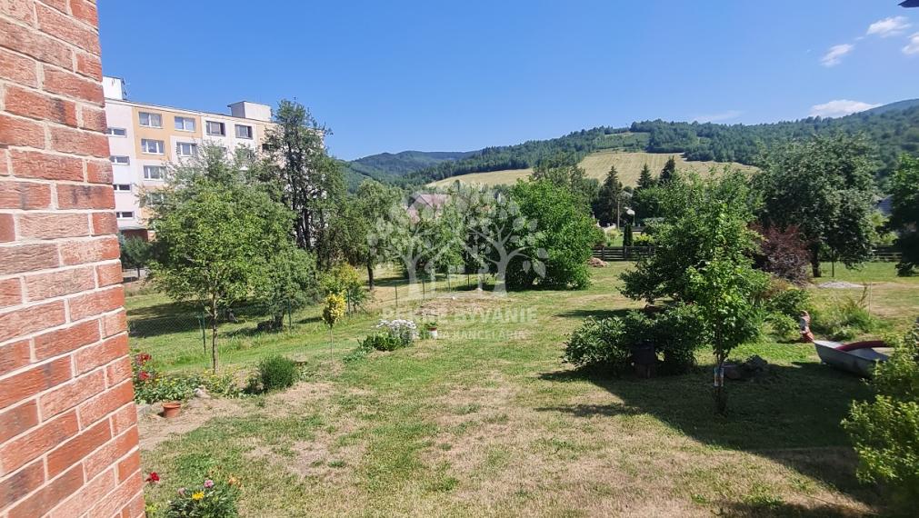 - R E Z E R V O V A N É -EXKLUZÍVNY RODINNÝ DOM, CHATA S KRÁSNYM VÝHĽADOM A TERASOU KOMPLET. REKONŠTRUKCIA ZARIADENÝ HOREHRONIE