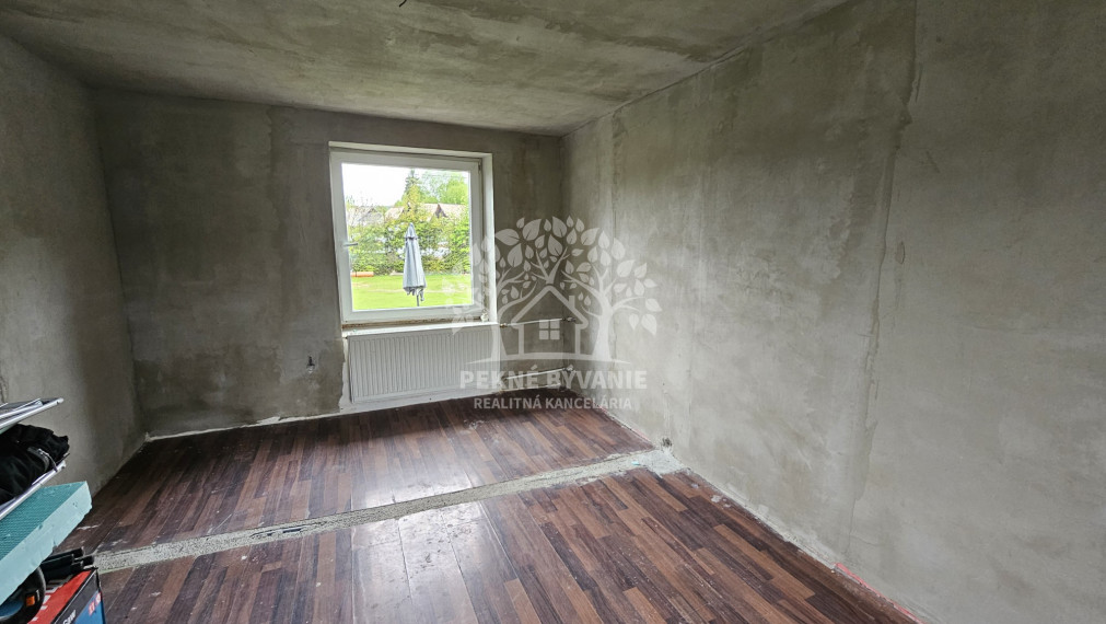 PREDAJ: zrekonštruovaný 4i rodinný dom Pohronská Polhora, využiteľný aj ako chalupa