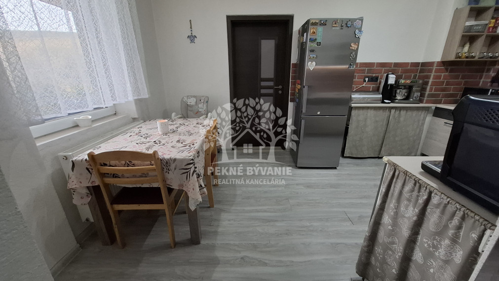 PREDAJ: zrekonštruovaný 4i rodinný dom Pohronská Polhora, využiteľný aj ako chalupa