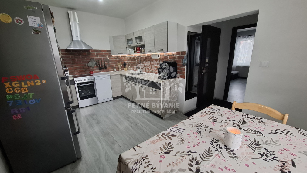 PREDAJ: zrekonštruovaný 4i rodinný dom Pohronská Polhora, využiteľný aj ako chalupa