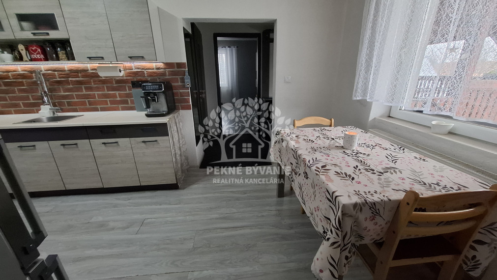 PREDAJ: zrekonštruovaný 4i rodinný dom Pohronská Polhora, využiteľný aj ako chalupa