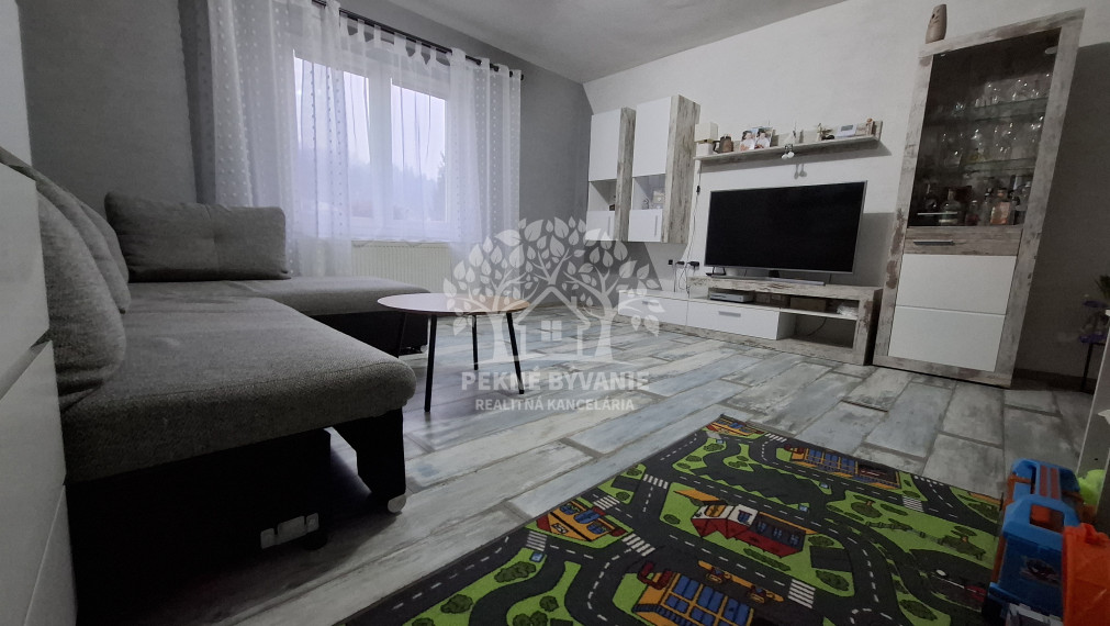 PREDAJ: zrekonštruovaný 4i rodinný dom Pohronská Polhora, využiteľný aj ako chalupa