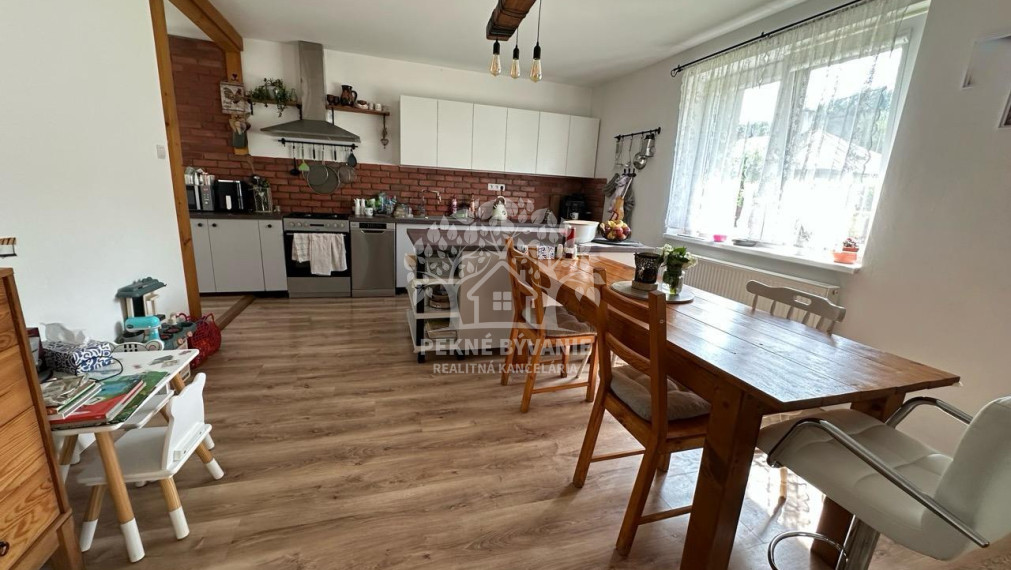 Znížená cena Bungalov po rekonštrukcii v lone Nízkych Tatier