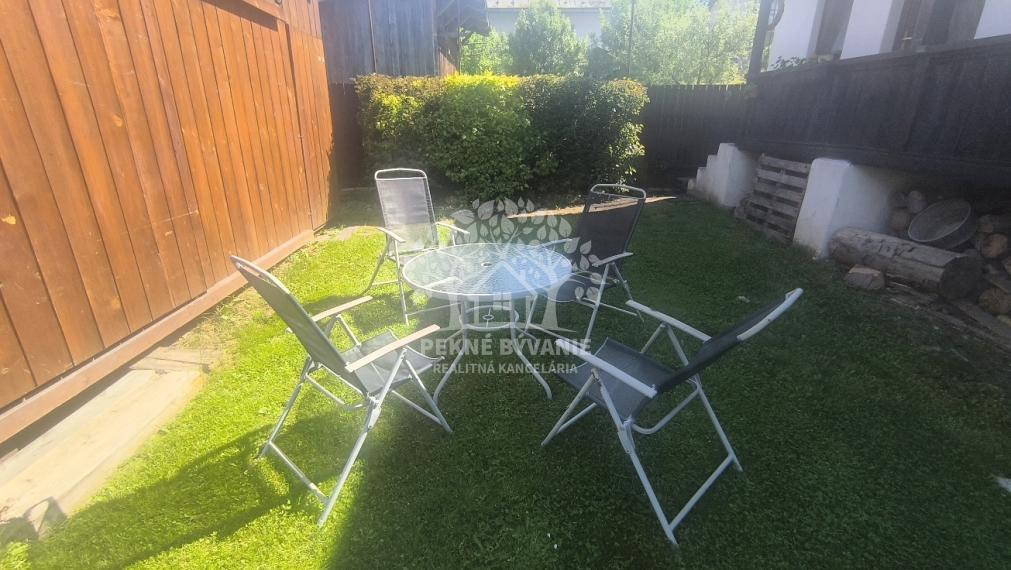 JEDINEČNÁ PONUKA! NÁDHERNÁ CHALUPA /RD/ VKUSNE ZARIADENÁ V RETRO ŠTÝLE SO STAROŽITNÝM NÁBYTKOM S PRVKAMI MODERNY KOMPLET ZREKONŠTRUOVANÁ