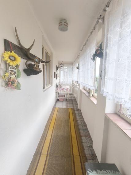 KRÁSNY UDRŽIAVANÝ MUROVANÝ RODINNÝ DOM CHALUPA S VÝBORNÝM POZEMKOM 832 M2 PRÍSTUPNÝM Z DVOCH ULÍC /DVA VSTUPY-MOŽNOSŤ ROZDELIŤ/ POLOMKA HOREHRONIE