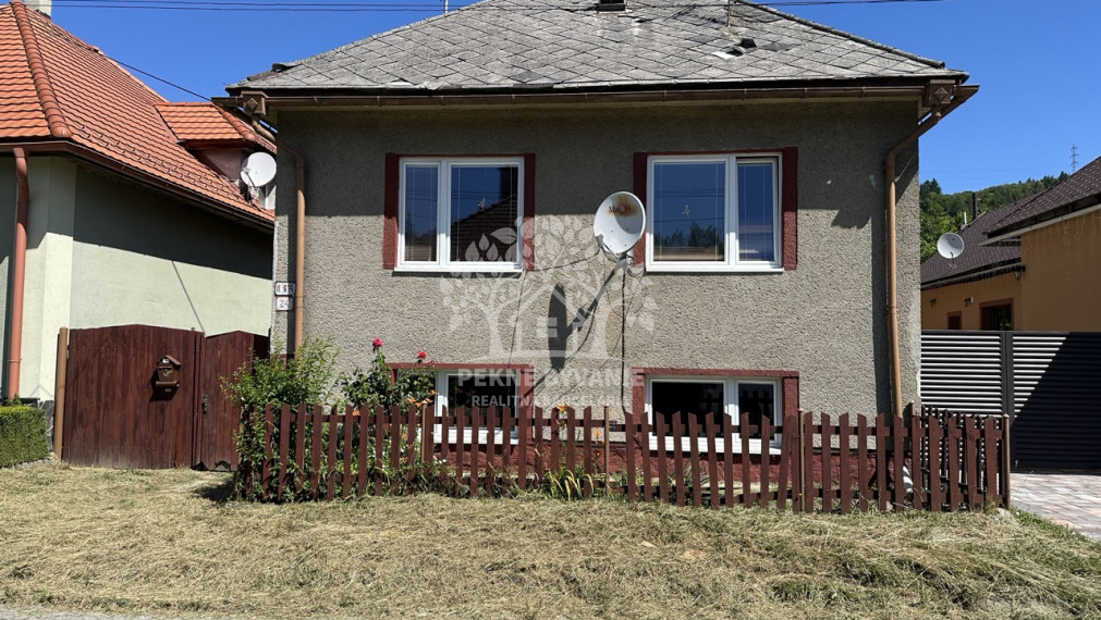 Rezervovaný, RODINNÝ DOM V NEMECKEJ