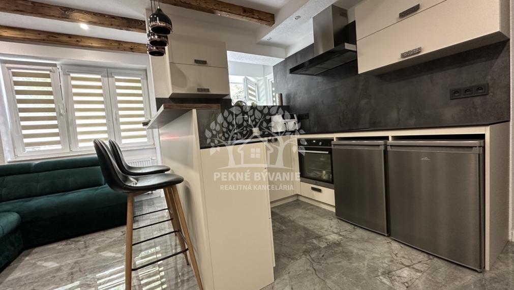 Znovu v ponuke 3 izbový byt, centurm so 4. izbou a práčovňa