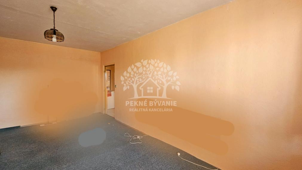 PREDAJ: slnečný 3i byt 84m2 v centre Brezna