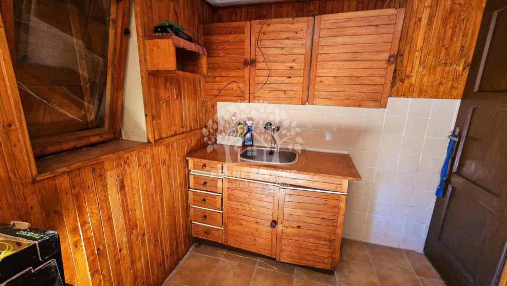 PREDAJ: záhradná chatka Padličkovo (Brezno)