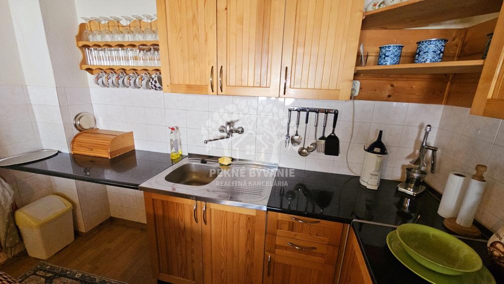 !! PREDANÉ !!  zrekonštruovaný 4i rodinný dom Pohronská Polhora, využiteľný aj ako chalupa