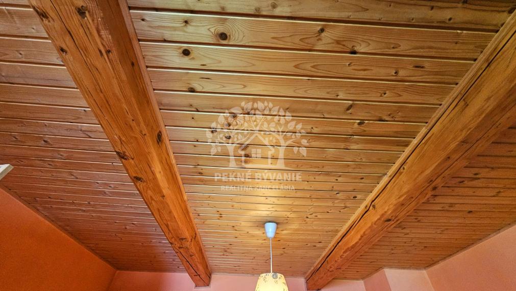 !! PREDANÉ !!  zrekonštruovaný 4i rodinný dom Pohronská Polhora, využiteľný aj ako chalupa