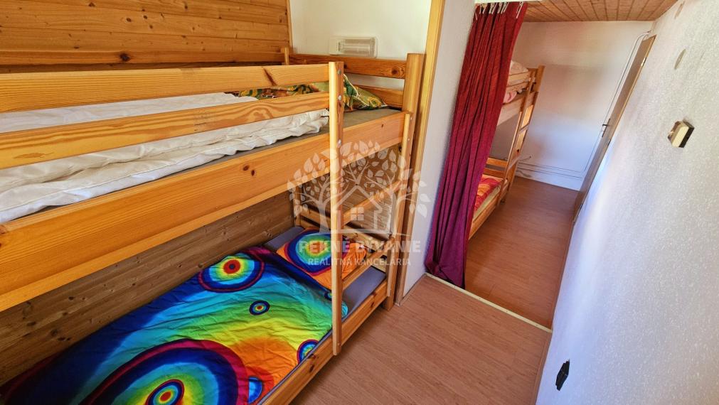 !! PREDANÉ !!  zrekonštruovaný 4i rodinný dom Pohronská Polhora, využiteľný aj ako chalupa