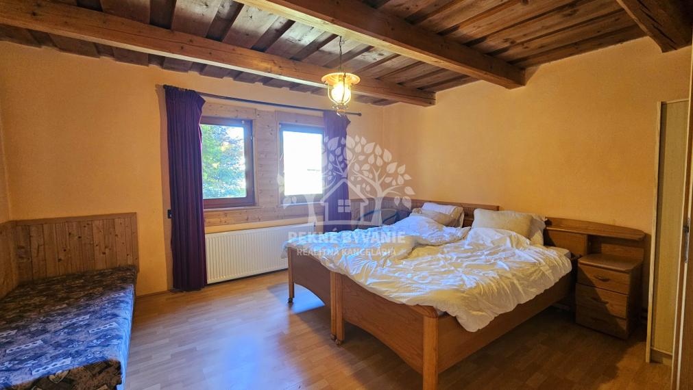 !! PREDANÉ !!  zrekonštruovaný 4i rodinný dom Pohronská Polhora, využiteľný aj ako chalupa