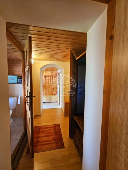 !! PREDANÉ !!  zrekonštruovaný 4i rodinný dom Pohronská Polhora, využiteľný aj ako chalupa