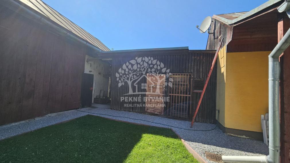 !! PREDANÉ !!  zrekonštruovaný 4i rodinný dom Pohronská Polhora, využiteľný aj ako chalupa