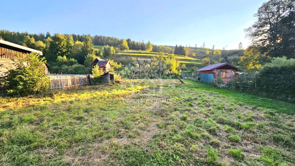 • PREDANÉ • : chalupa v povôdnom stave Čierny Balog pár minút k lyžiarskemu stredisku