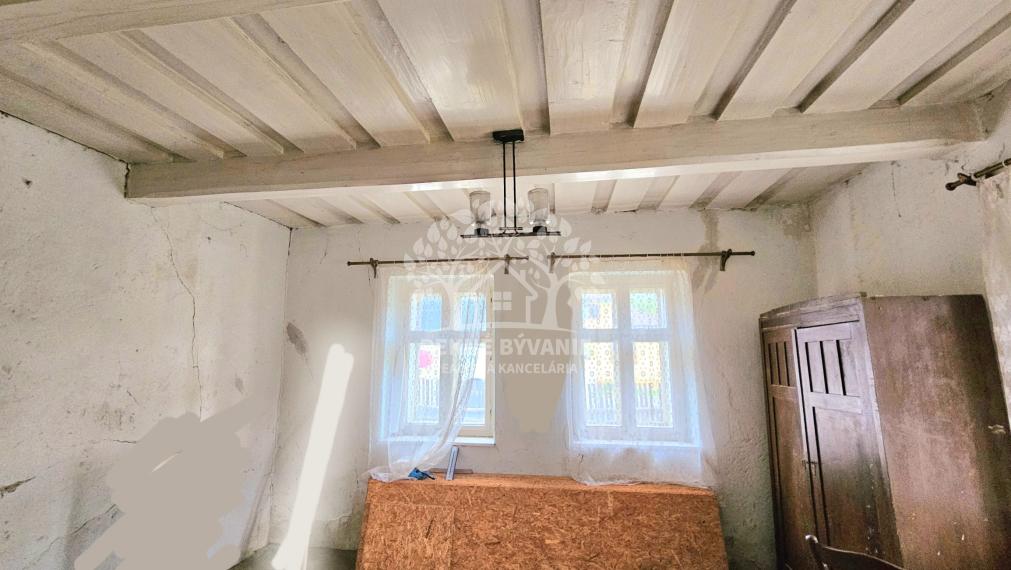 • PREDANÉ • : chalupa v povôdnom stave Čierny Balog pár minút k lyžiarskemu stredisku