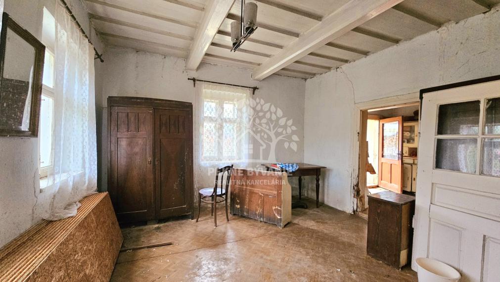 • PREDANÉ • : chalupa v povôdnom stave Čierny Balog pár minút k lyžiarskemu stredisku