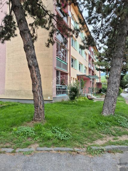 2 Izbový byt, super lokalita, dostupný ihneď, 100% úver