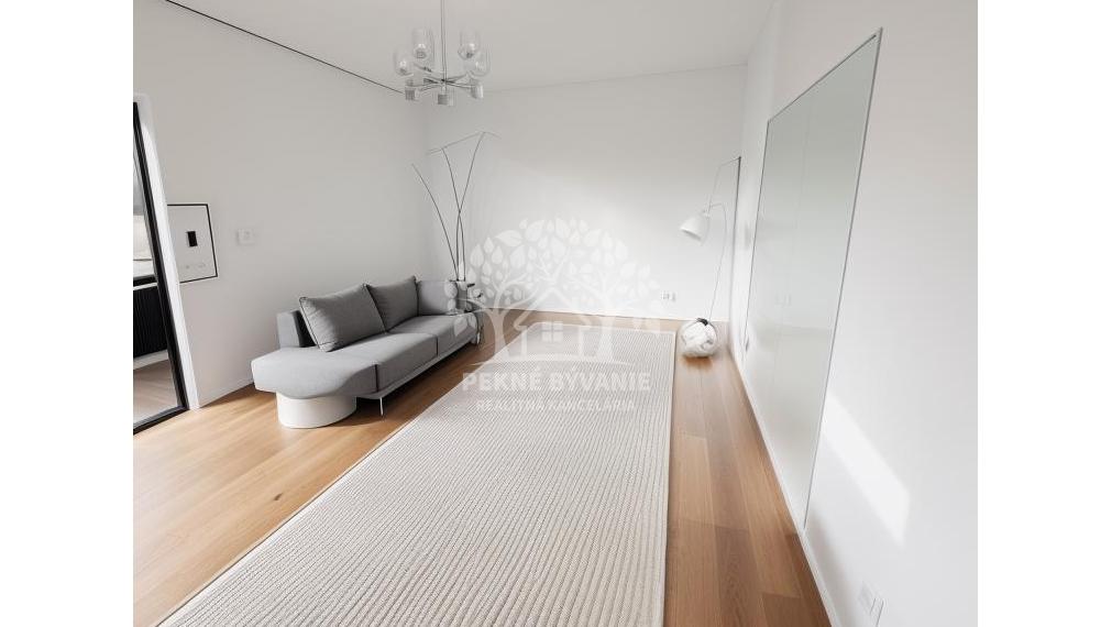 PREDAJ: slnečný 3i byt 84m2 v centre Brezna