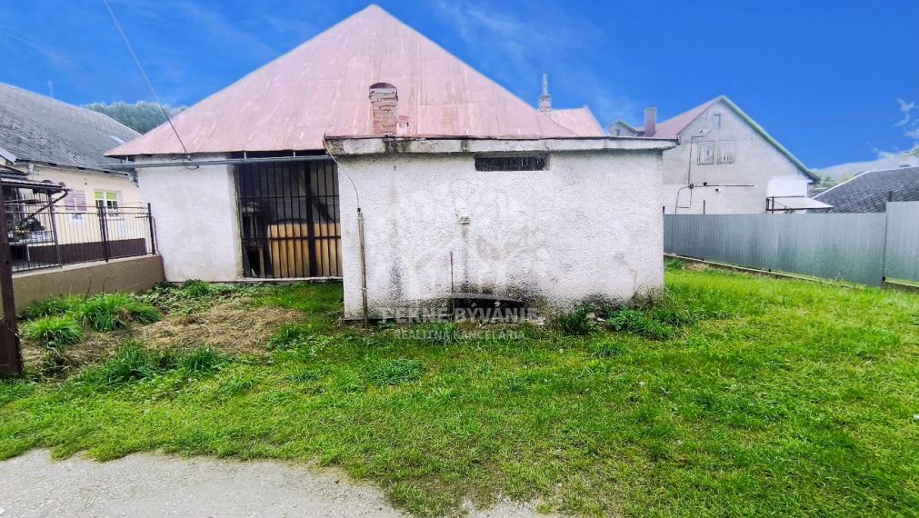 ZAUJÍMAVÁ NEHNUTEĽNOSŤ - BYTY, CHALUPA, DOMOV PRE SENIOROV, RD, SKLAD,POHREBNÍCTVO,POHOSTINSTVO,REŠTAURÁCIA,OBCHODNÉ PRIESTORY, PRE LEKÁRA