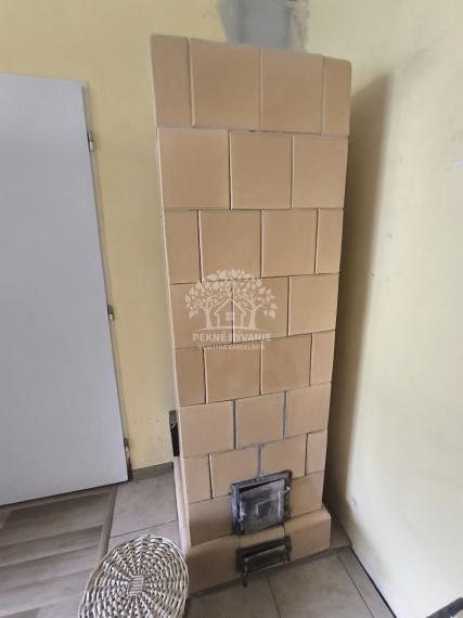 - R E Z E R V O V A N É -AKTUALIZÁCIA CENY!! SLNEČNÝ REKONŠTRUOVANÝ ZARIADENÝ RODINNÝ DOM CHATA V KĽUDNEJ LOKALITE IHNEĎ VOĽNÝ K NASŤAHOVANIU HOREHRONIE