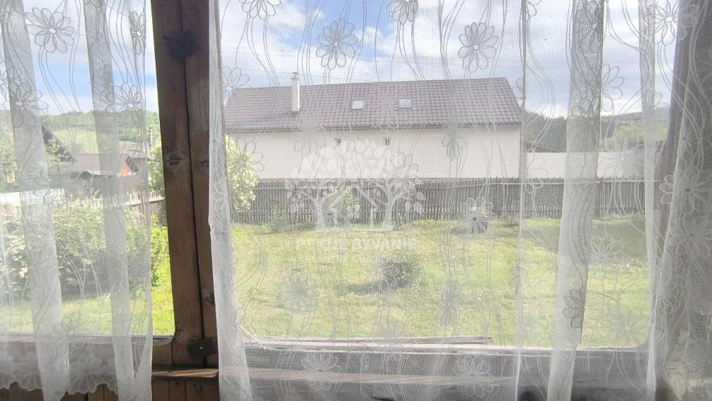 - R E Z E R V O V A N É -AKTUALIZÁCIA CENY!! SLNEČNÝ REKONŠTRUOVANÝ ZARIADENÝ RODINNÝ DOM CHATA V KĽUDNEJ LOKALITE IHNEĎ VOĽNÝ K NASŤAHOVANIU HOREHRONIE